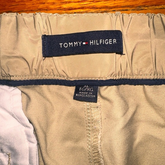 Tommy Hilfiger Khaki Cargo Pants Size XL - Picture 3 of 3
